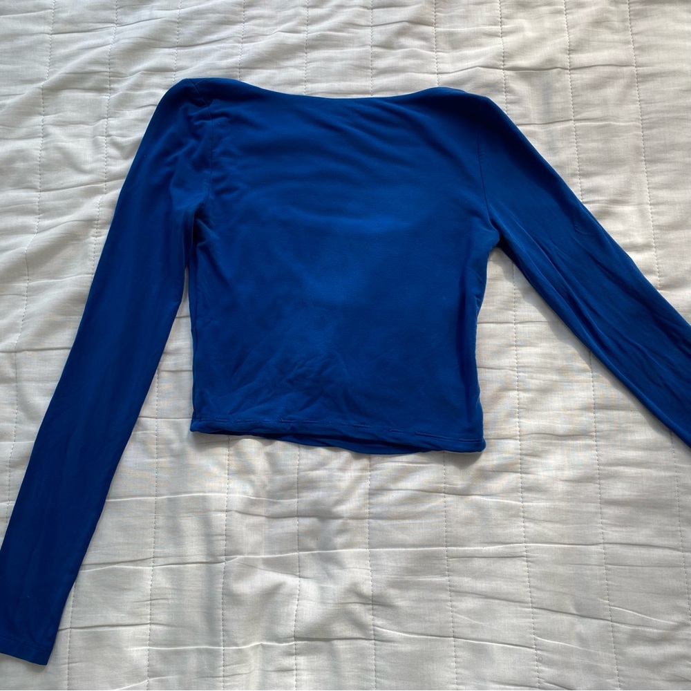 Wilfred Cobalt Blue Ruched Long-Sleeve Crop Top - Picture 2 of 8